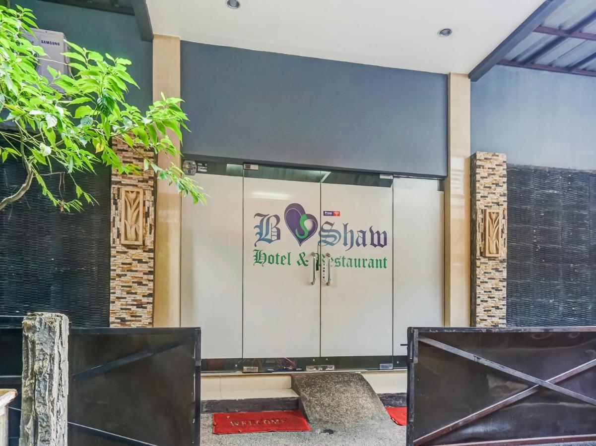 B Shaw Hotel Jakarta Exterior foto